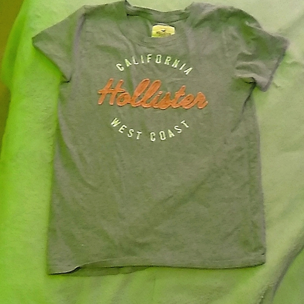 Hollister shirt